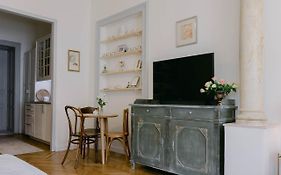 Cyprian Apartment